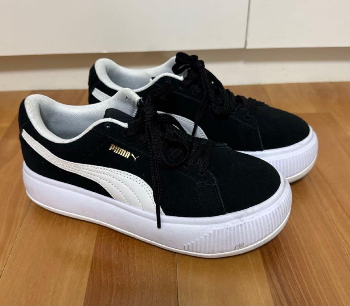 PUMA スウェード マユ スニーカー 23.5cm拍卖