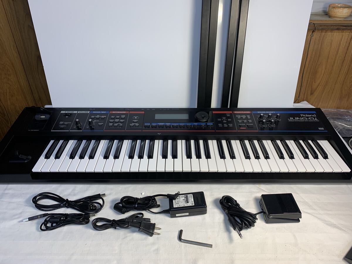 Roland JUNO-Di シンセサイザー スタンド ケース ペダル付き ローランド 動作確認済み 中古拍卖