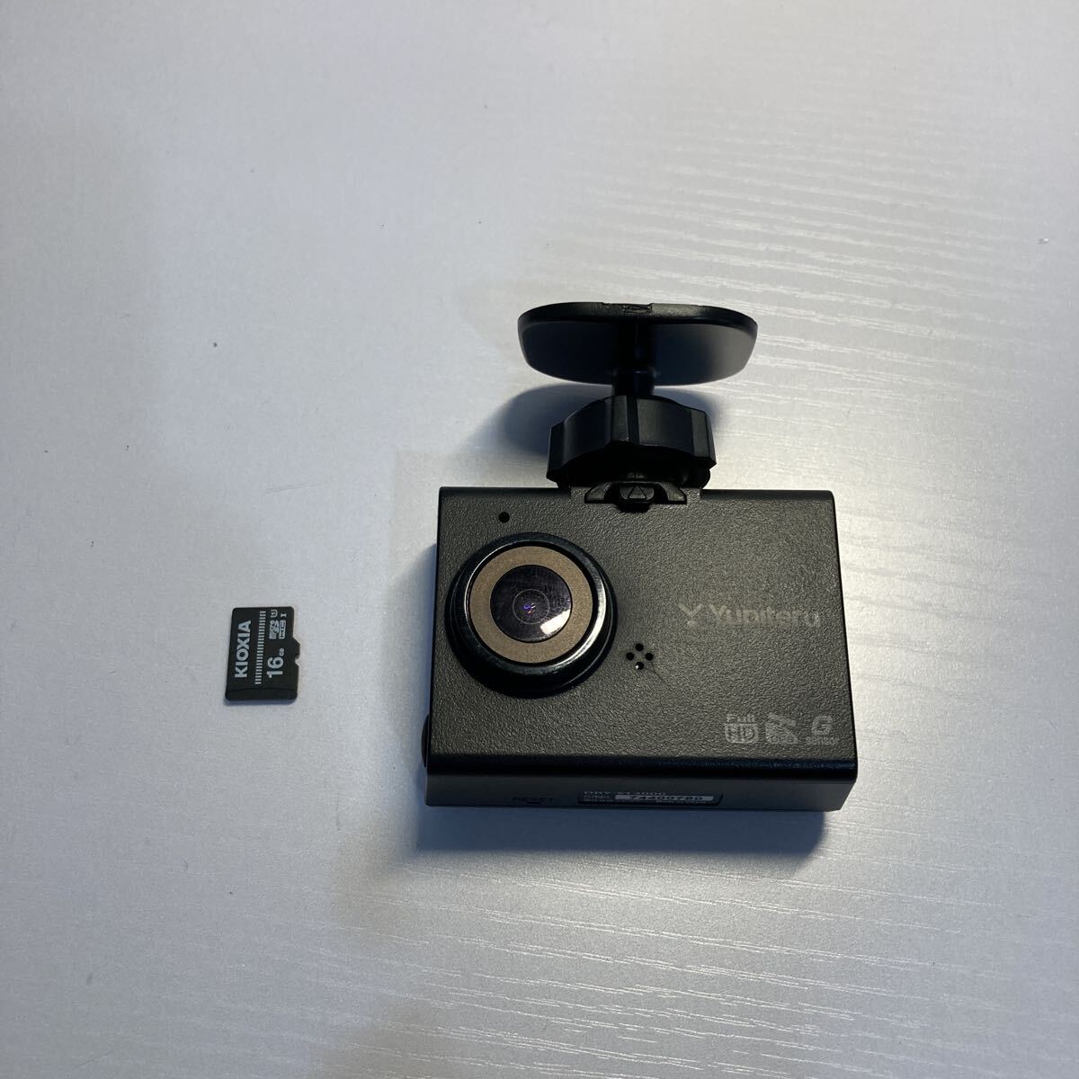 ユピテル ドライブレコーダー DRY-ST3000拍卖