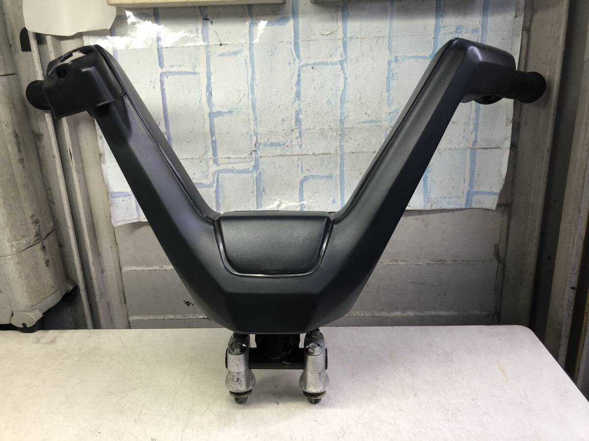 FA) フュージョン最初期 1型 純正カバーハンドル、黒色ハンドル、取付ボルト付き 割と綺麗、希少拍卖