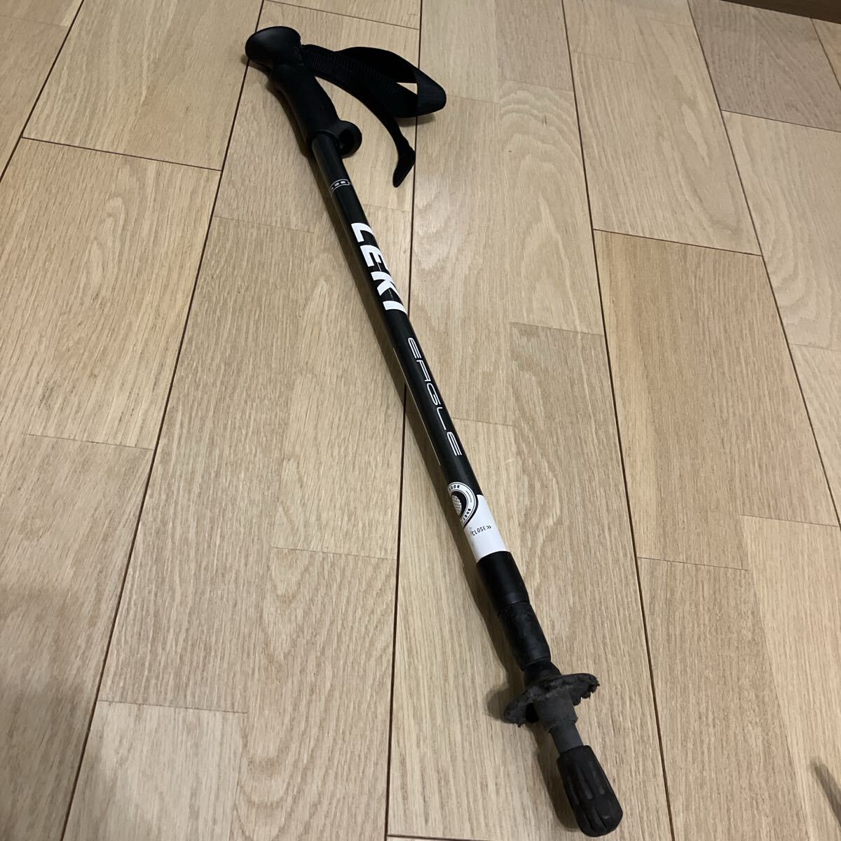 LEKI レキ トレッキングポール EAGLE イーグル 登山 杖 ストック 宅急便送料無料拍卖
