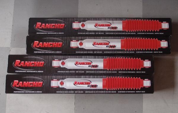 送料無料 ハイエース100系4WD 標準 ランチョショック拍卖