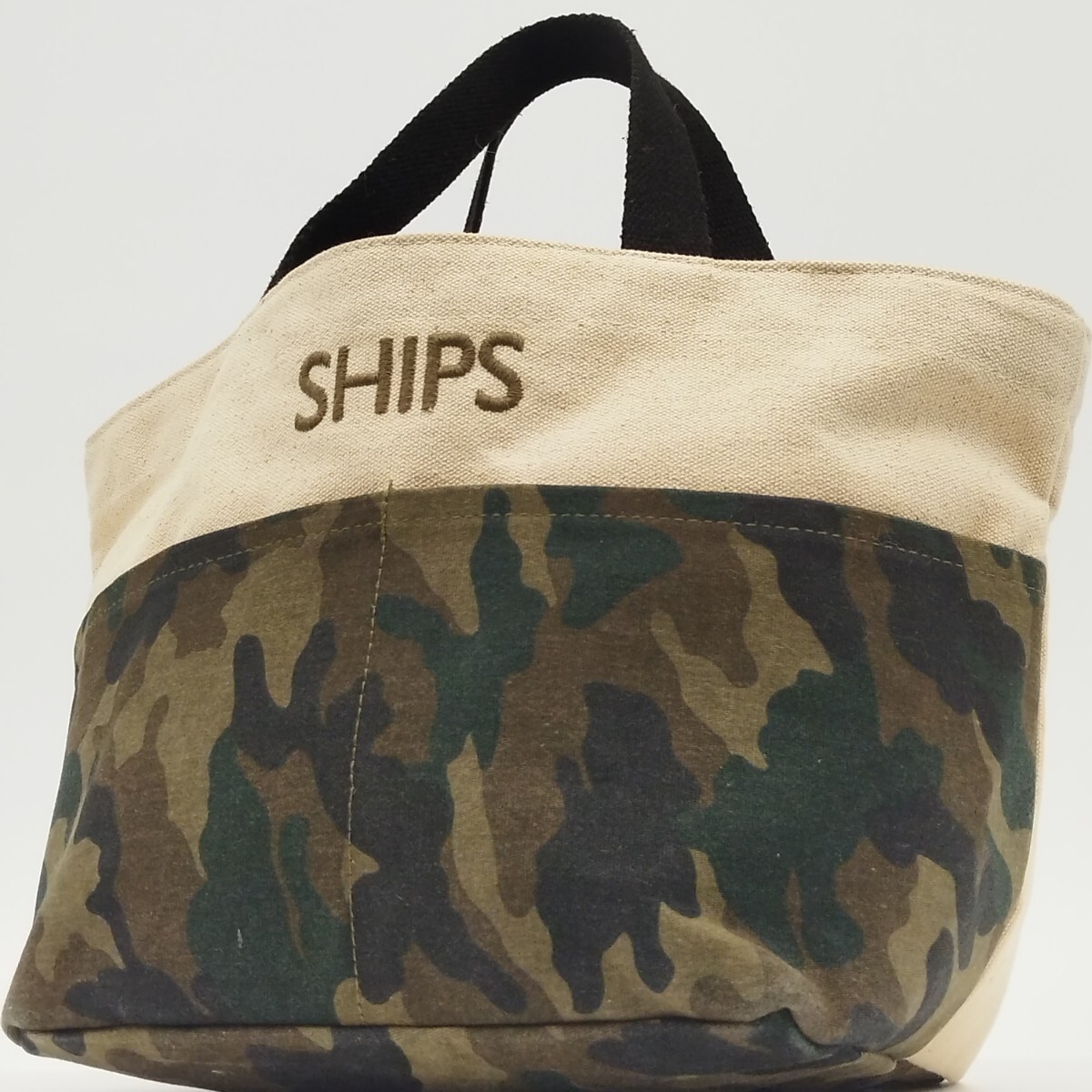 休日の漢の遊び心! シップス SHIPS トートバッグ キャンバス 切替 迷彩 カモフラージュ メンズ 鞄 マチしっかり 多収納 腕掛 ユニセックス拍卖