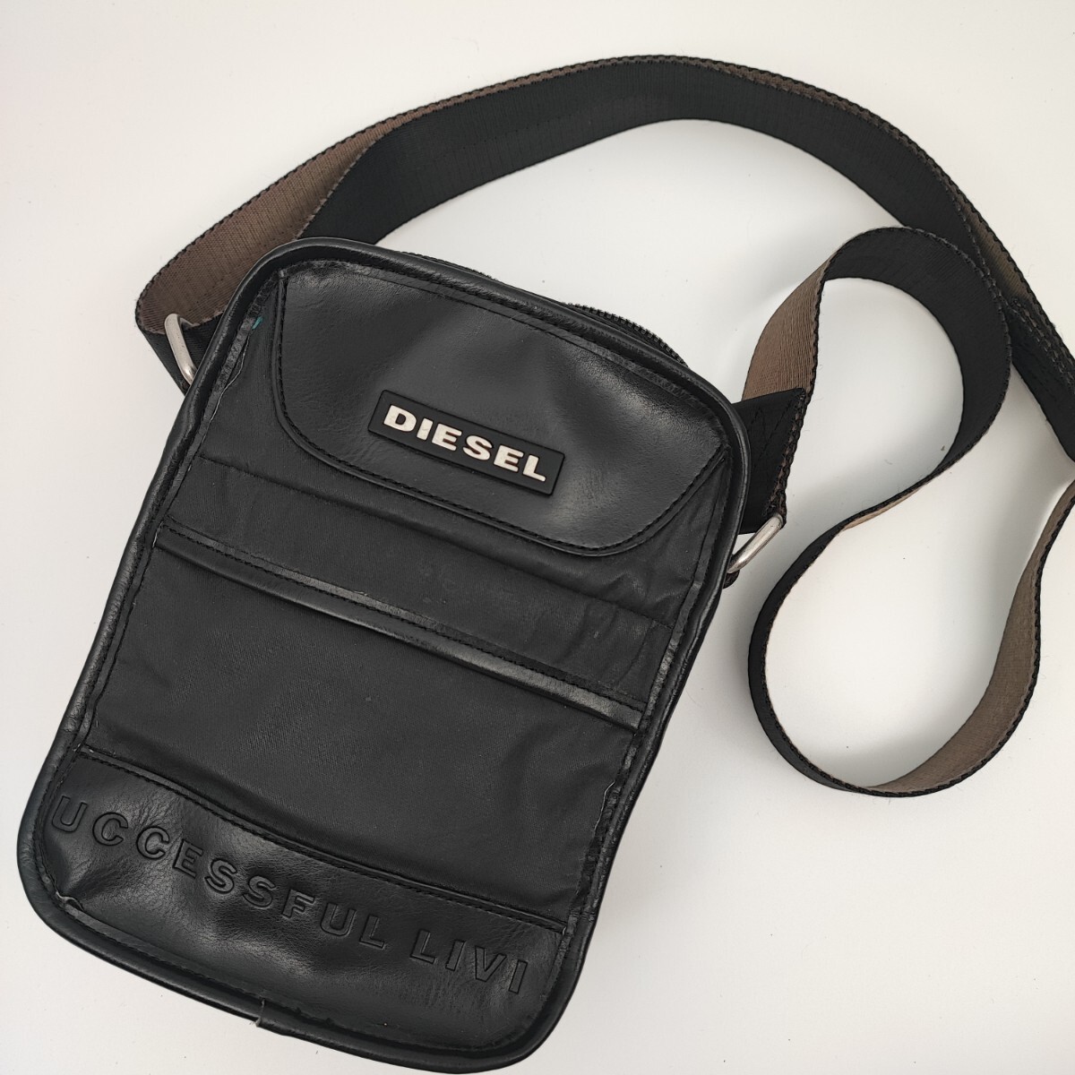 1円〜 【希少!】 ディーゼル DIESEL メンズ ショルダーバッグ サコッシュ ポーチ ナイロン レザー 斜めがけ ブラック 黒 使い勝手抜群拍卖