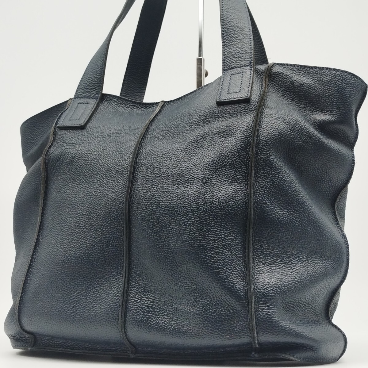 溢れ出るシボ革の立体感! 美品 トートバッグ 本革 レザー ネイビー 暗紺 肩掛け可 A4可 ビジネスバッグ ブリーフケース メンズ 鞄 多収納拍卖