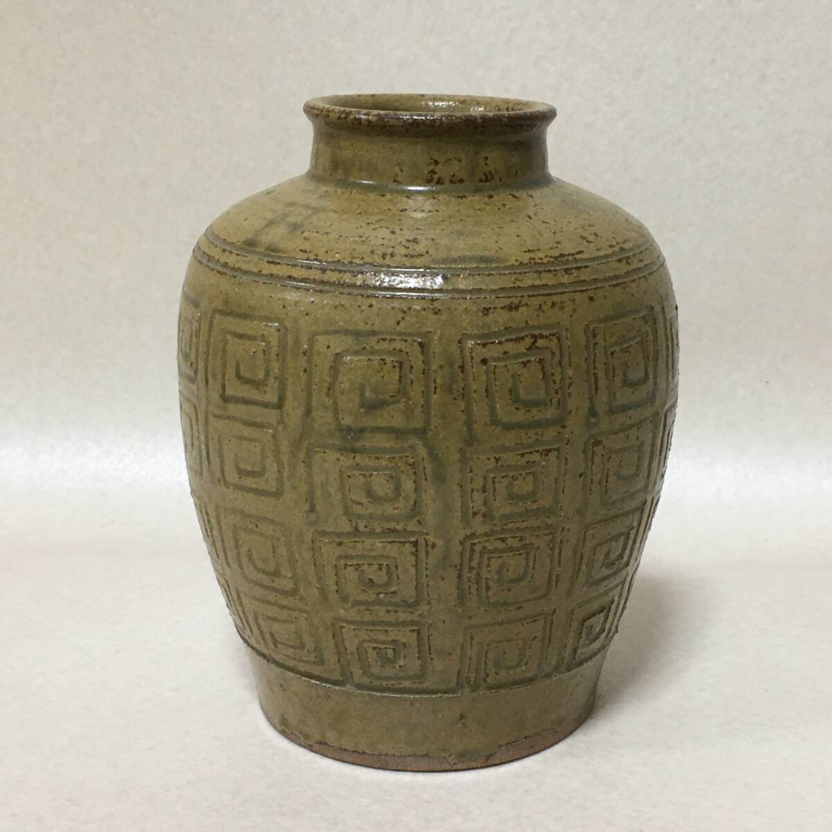 E923 壷 雷紋 難あり 置物 花入 // 中国 朝鮮 拍卖