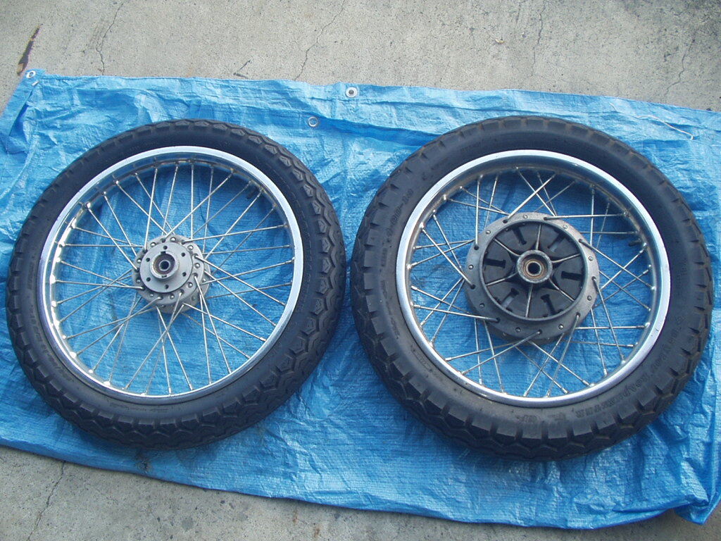 GT750 2型~3型? 前後ホイールセット タイヤはオマケ 画像と説明ご確認ください。拍卖