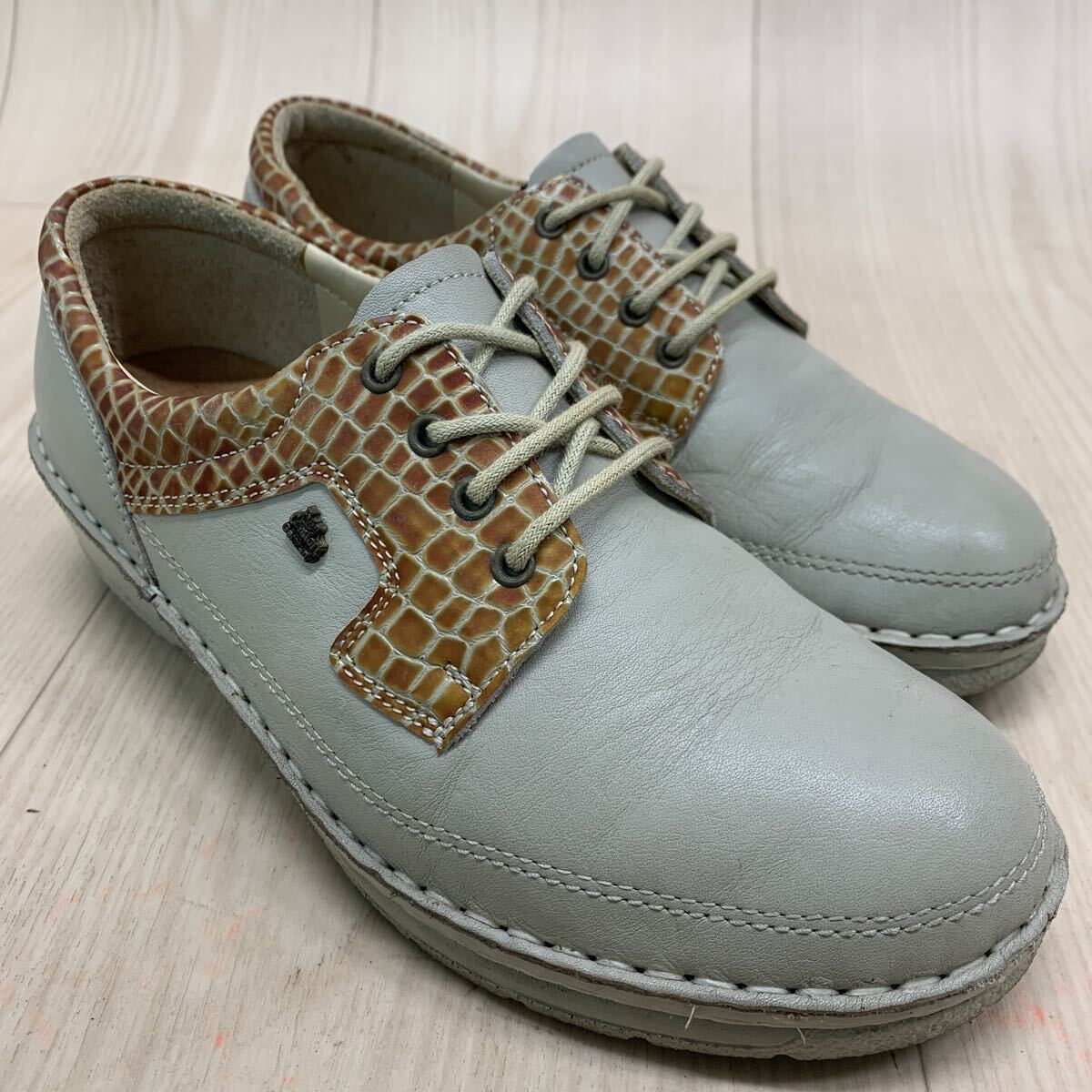 N14 FN-251107-610 Finn Comfort フィンコンフォート カジュアルシューズ ローカットシューズ クロコダイル レザー ドイツ製 レディース 4拍卖