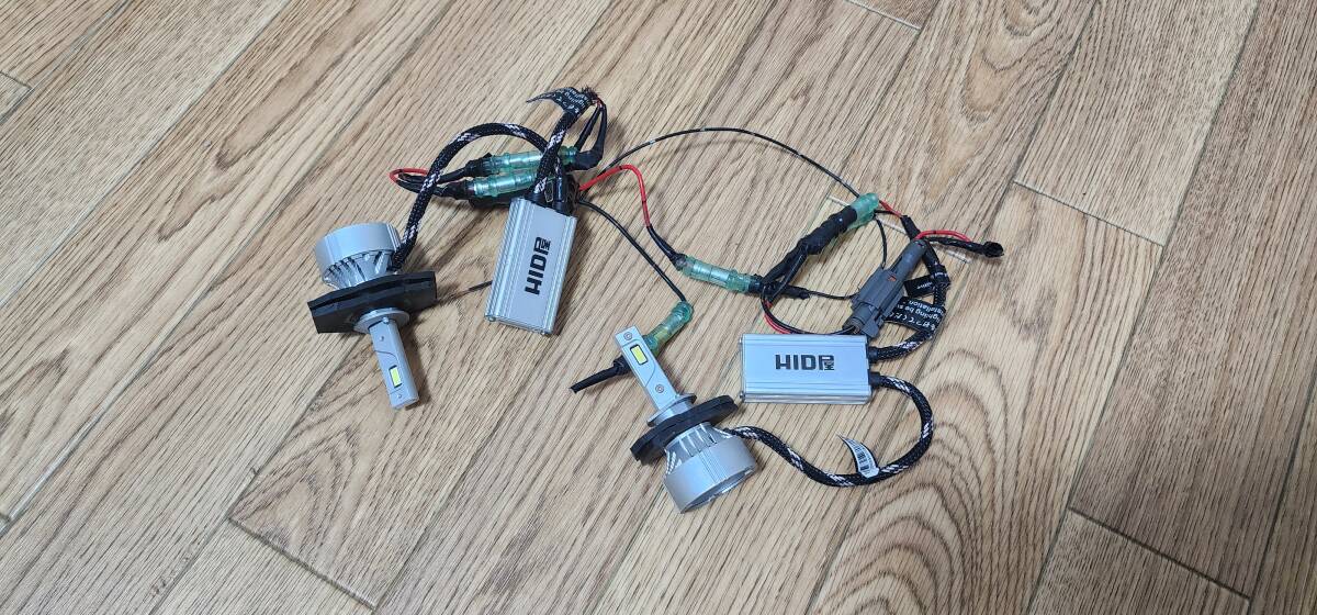 送料無料★ HID屋 ヘッドライト LEDバルブ Mシリーズ H4 Hi/Lo拍卖