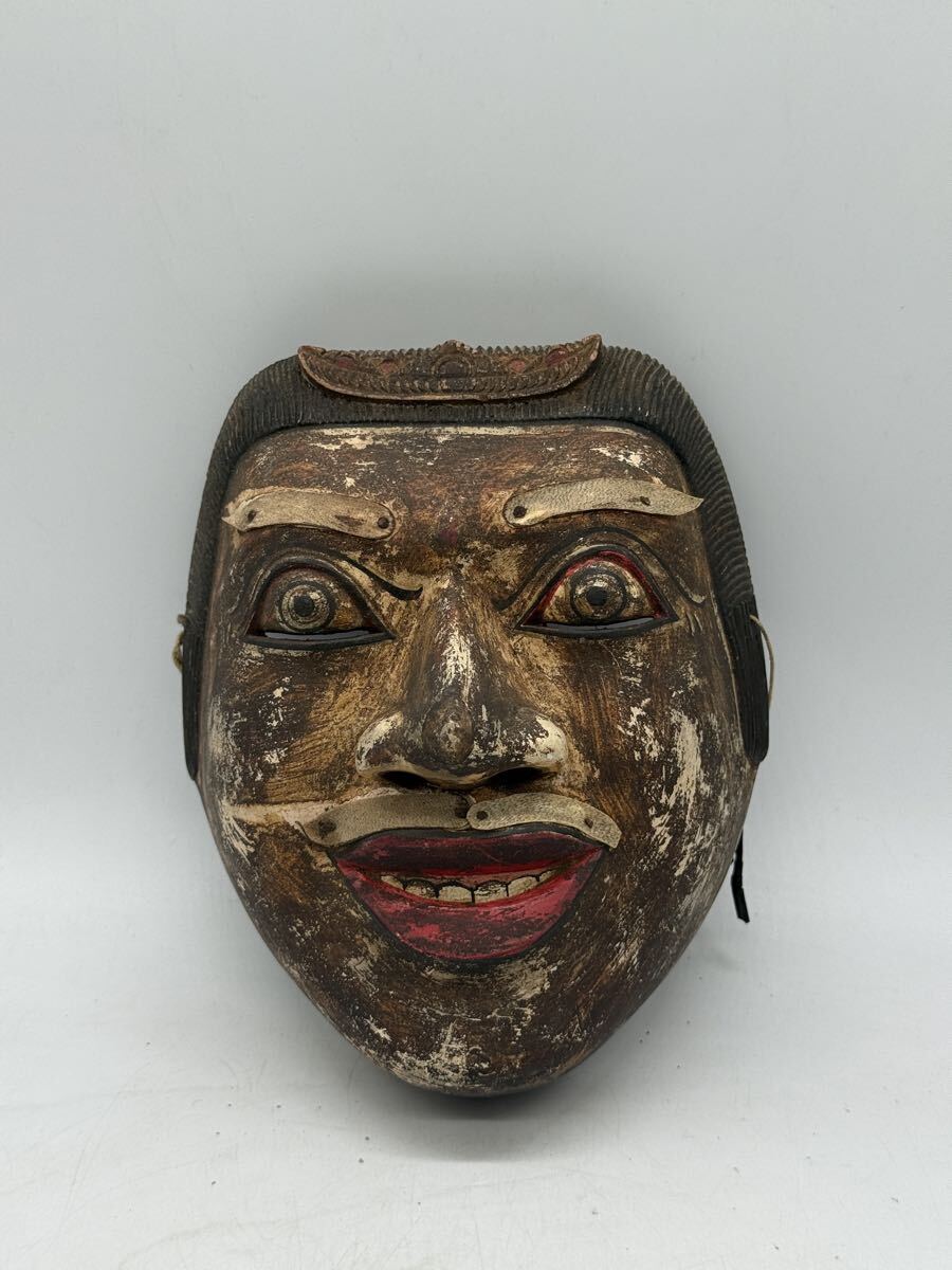 no.156 アンティーク 木彫り仮面 古面 民族仮面 彫刻面 魔除け 木製面 時代面 古道具 お面 時代物 木彫 オブジェ アンティーク拍卖