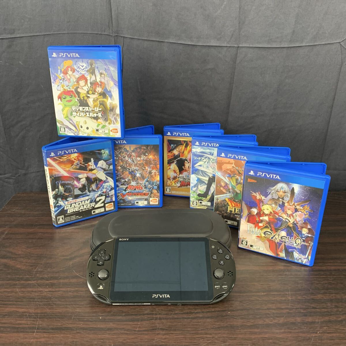 $【売り切り】SONY ソニー PlayStation Vita PCH-2000 ブラック+ソフト7点まとめ!動作確認済み SAO デジモン ワンピース ガンブレ etc…拍卖