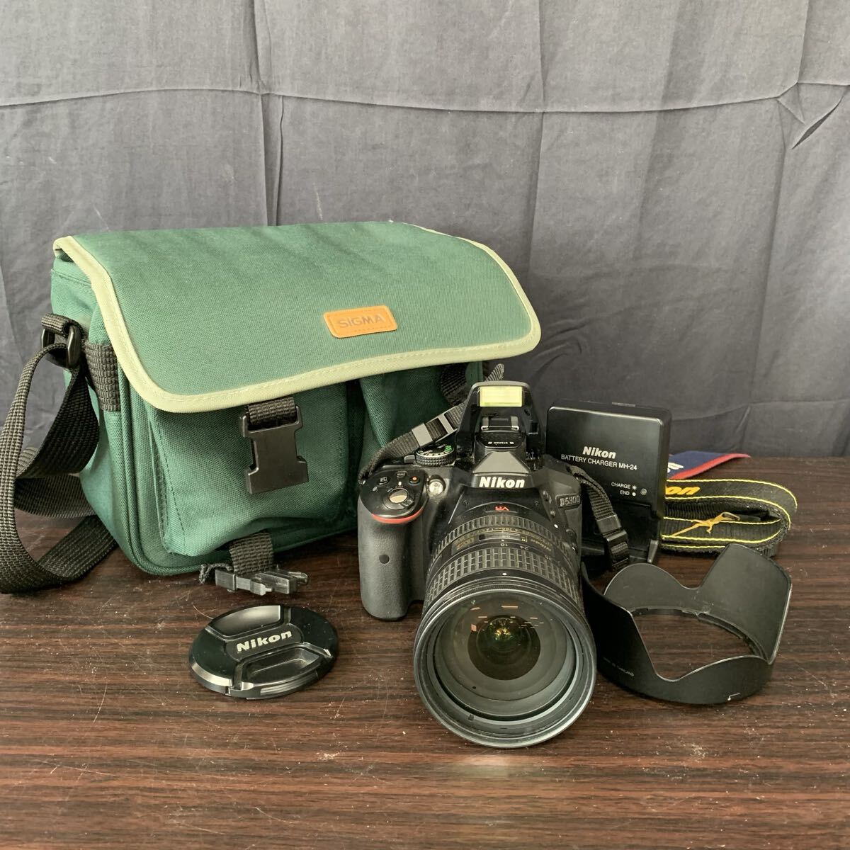 $【売り切り】Nikon ニコン デジタル一眼レフカメラ D5300 レンズセット AF-S NIKKOR 18-200mm 1:3.5-5.6 シャッター数9094 動作確認済み拍卖