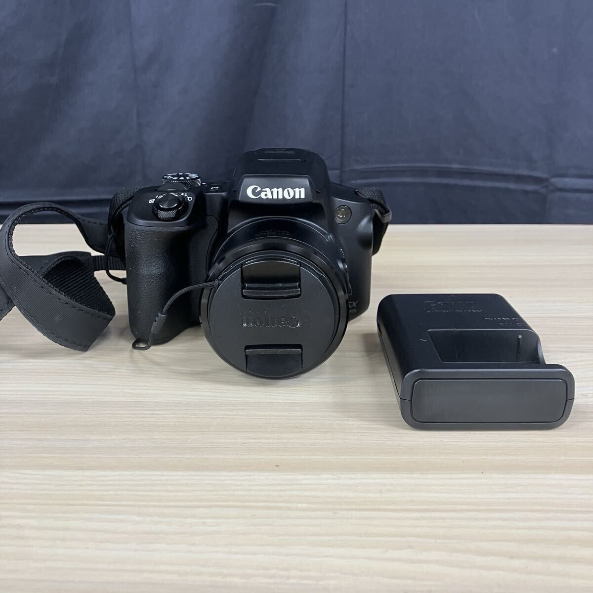 ●【売り切り】そこそこ美品 Canon キヤノン PowerShot パワーショット SX70HS コンパクトデジタルカメラ 4K 21-1365 35mm 動作確認済み 拍卖