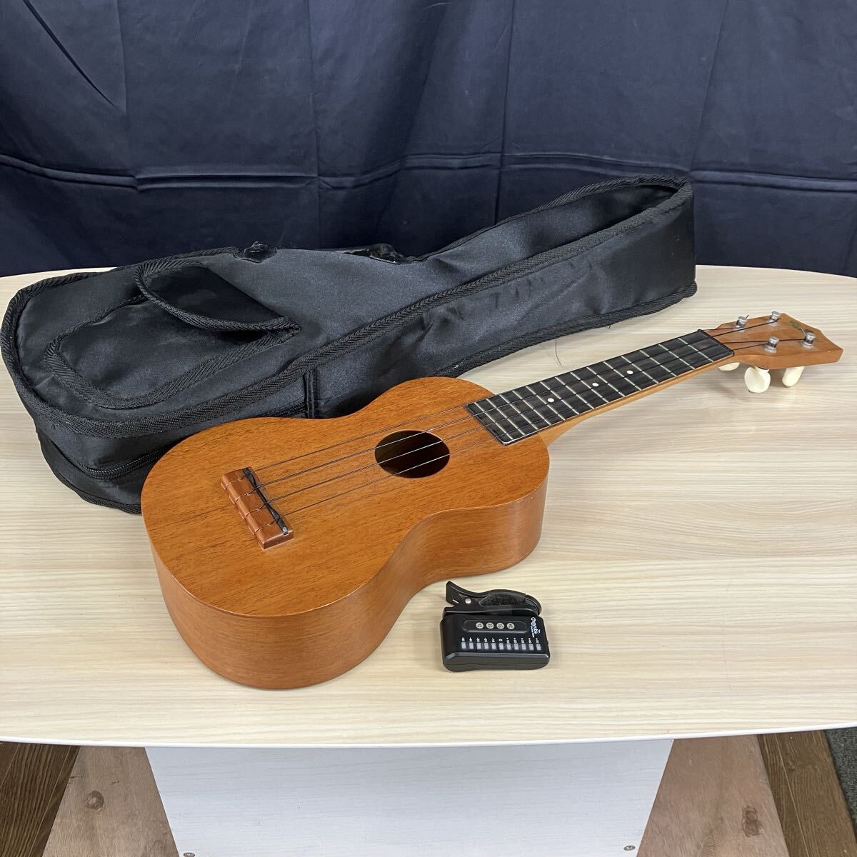 $【売り切り】 Famous フェイマス UKULELE ウクレレ FS-1 弦楽器 ケース/チューナー付属 日本製拍卖