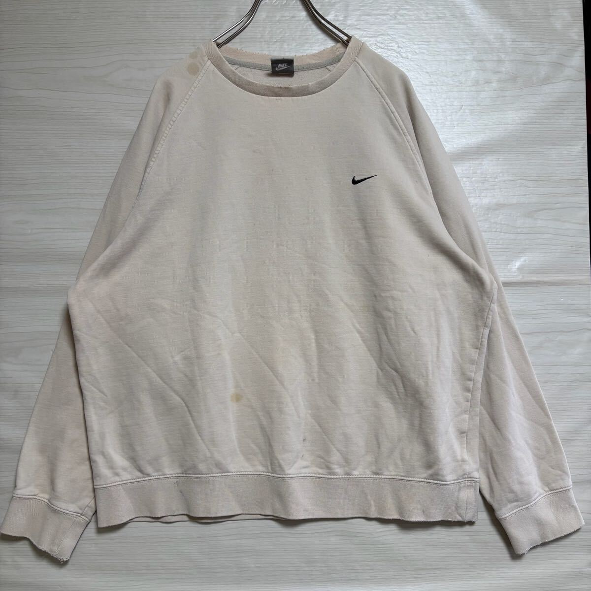 NIKE ナイキ スウェット トレーナー ワンポイント ロゴ刺繍 ラグランスリーブ サイズXL アイボリー コットン メンズ トップス(42)拍卖