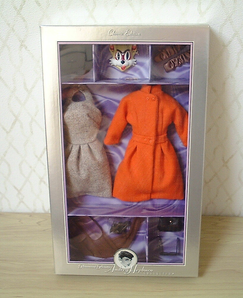 MATTEL*バービー*Classic Edition*オードリー ヘップバーンコレクション*ティファニーで朝食を◇◆*The Cat Mask Outfit*◆◇着替服*新品拍卖