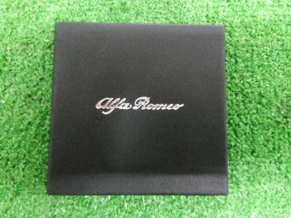 ★中古品★アルファロメオ ALFA ROMEO ペーパーウェイト メタルブラック 文鎮 ノベルティ【他商品と同梱歓迎】拍卖