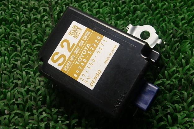 アクア DAA-NHP10 * 89740-52220 022735拍卖