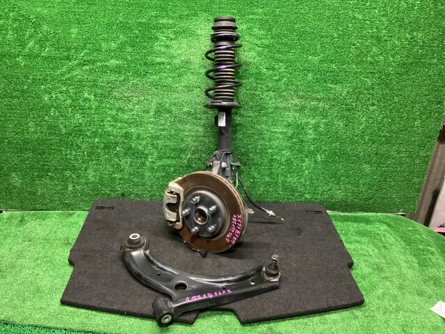 スイフト CBA-ZC33S 左FストラットASSY スポーツ セーフティパッケージ ZFT 41602-68R00拍卖