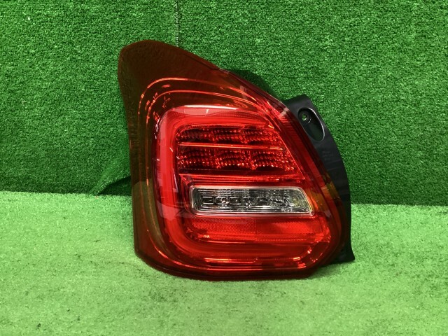 スイフト CBA-ZC33S 左テールランプ スポーツ セーフティパッケージ ZFT 35670-53RA0拍卖