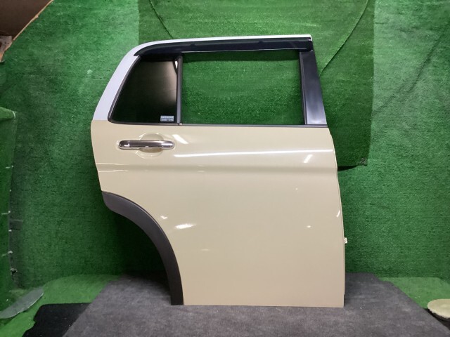 ラパン 5BA-HE33S 右RドアASSY X カメラパッケージ 2BR 68003-80P01拍卖