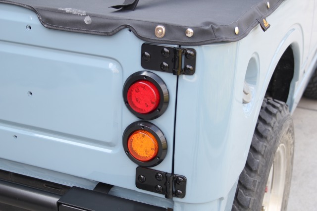 ジムニー LEDテールランプキットSETブラックリングJA11/JA22/SJ30/JA71/JB23 汎用丸形テールランプ外径100mm 汎用トレーラーテールランプ拍卖