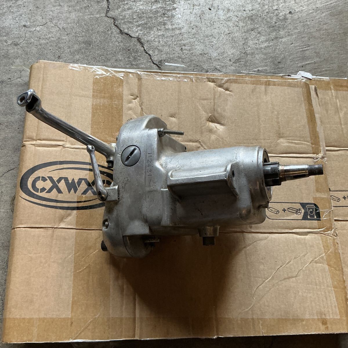 トライアンフ 別体 ミッション アッセンブリ リビルト用 ビンテージ 拍卖