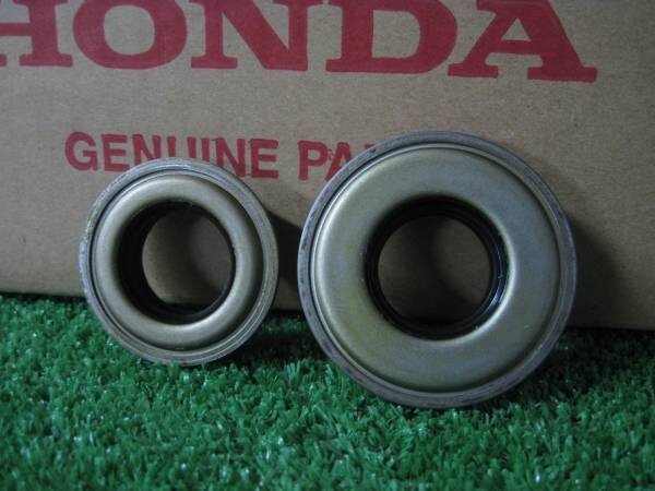 新品 F310 F401 F402 車軸オイルシール左右セット ホンダ拍卖