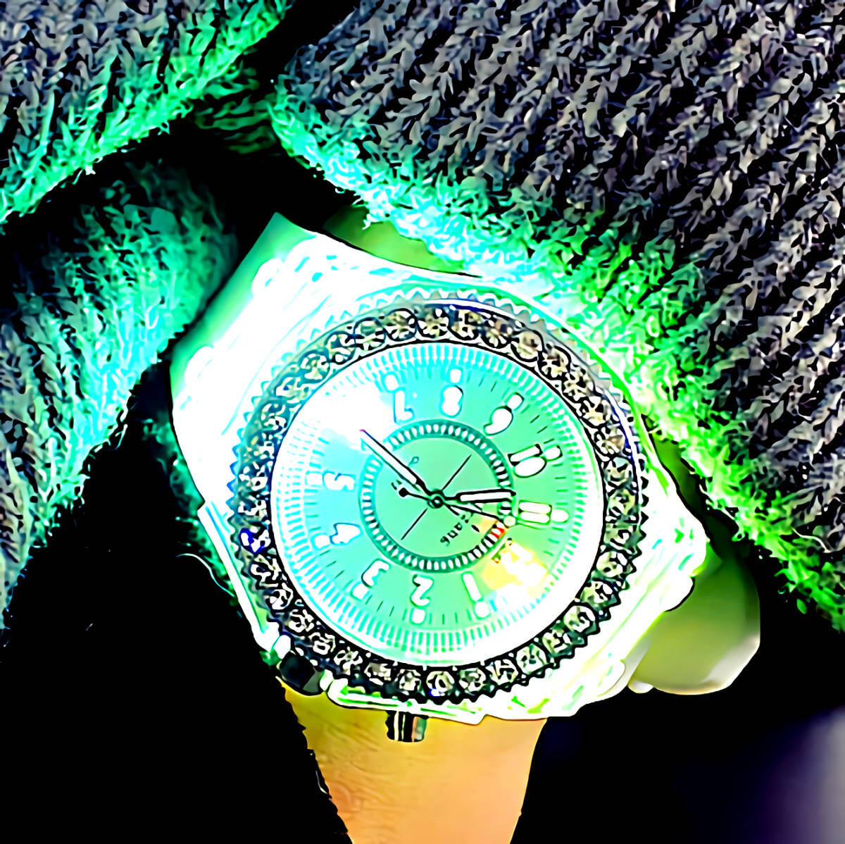 新品1円~★送料無料★七色の輝きレインボー虹色光ダイヤ ホワイトウォッチシルバー腕時計誕生日プレゼント旅行連休聖夜冬休ギフト国内発送拍卖