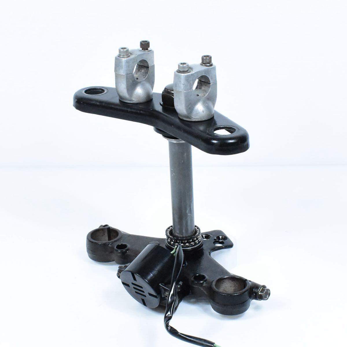 美品 ホンダ モンキーR AB22 純正 ステム トップブリッジ 曲がり無し!検) モンキーRT ハンドルポスト ホーン monkey R/RT Z50J AB27 拍卖