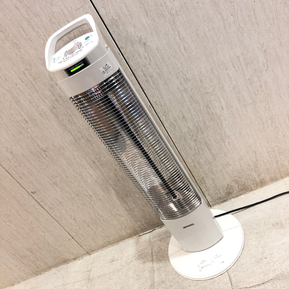 ■■517■コロナ 遠赤外線ヒーター DH-913R 暖房器具 電気ストーブ 首振り 切りタイマー ecoモード拍卖