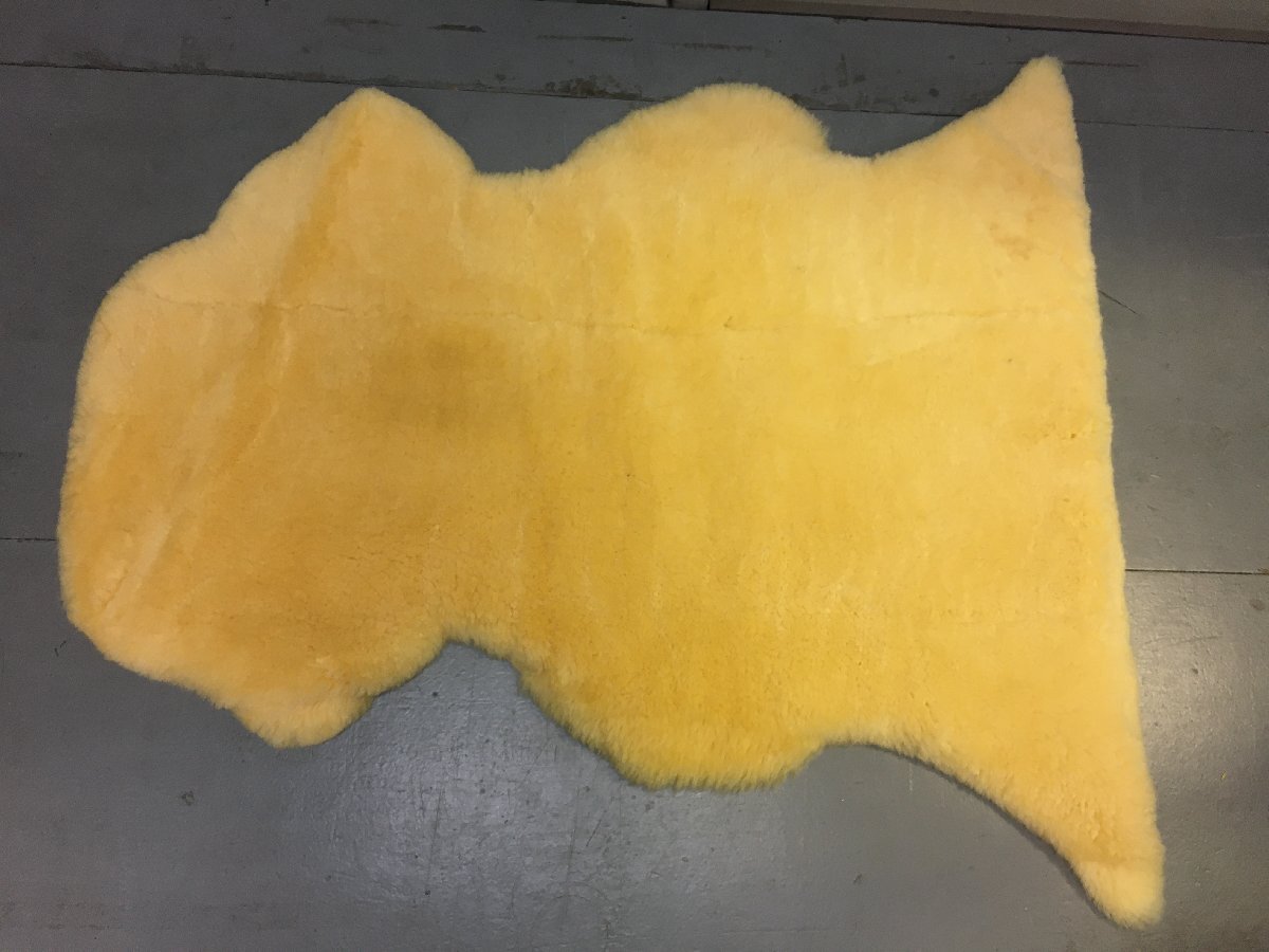 A4336 ウィズ ナーシングラッグ 一匹物 NR-1P 床ずれ防止・医療用子羊の毛皮 シープスキン 丸洗いOK拍卖