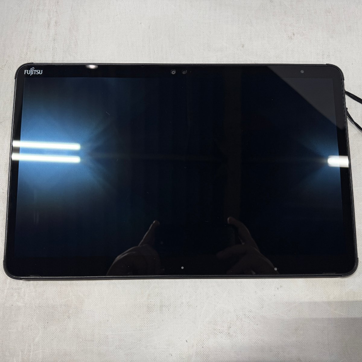 ◎富士通 ARROWSTab Q7311/FB FARQ27011 Intel Core i5-1145G7 メモリ8GB M.2SSD 128GB AC付属 BIOS動確認のみ ジャンク/1020e3拍卖