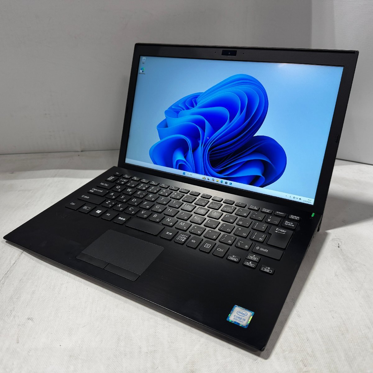 ◎VAIO Pro PG VJPG11C11N Intel Core i5-8250U メモリ8GB SSD256GB 13.3インチ ACアダプター付属 簡易確認のみ 現状品/1030e2拍卖