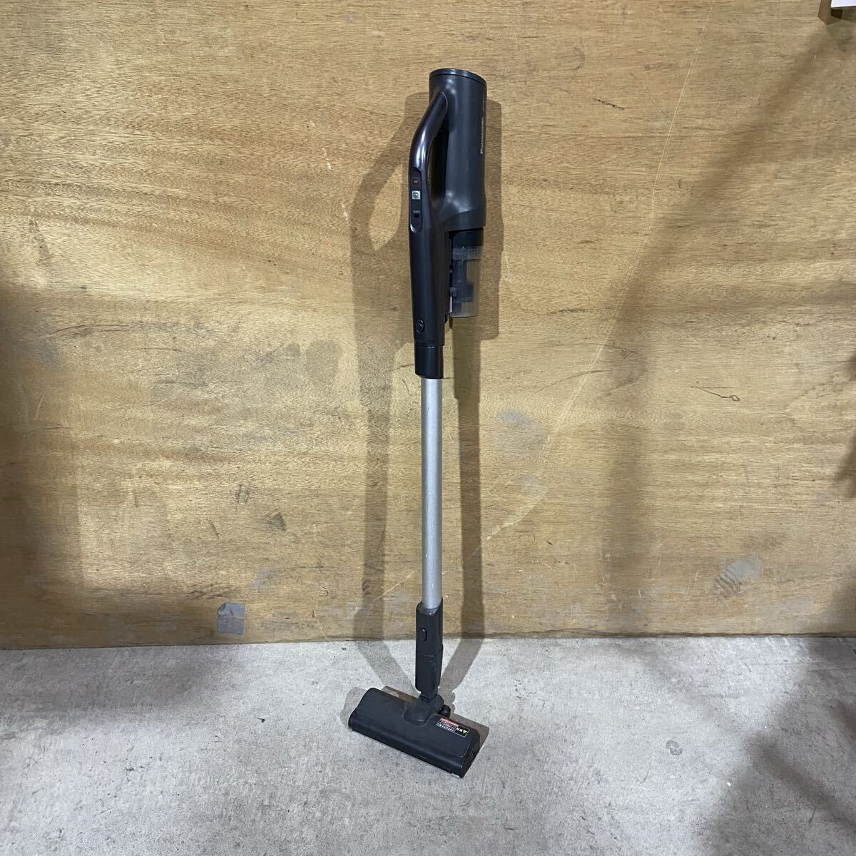 ♪【売り切り】Panasonic/パナソニック 充電式掃除機 MC-SB31J 2021年製 ※アダプター欠品拍卖