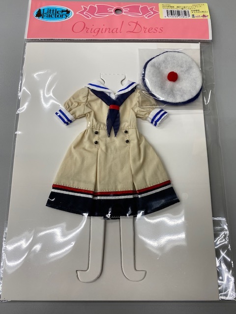 未使用 リカちゃんキャッスル 22㎝サイズ 2025年度版神戸三宮アイコンドレス ワンピース&ベレー帽ドレスセット拍卖