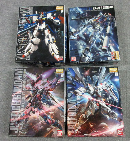 MG 1/100 4体 フリーダムガンダム Ver.2.0、ダブルゼータ ガンダム、ジャスティスガンダム、RX-78-2 ガンダム Ver.3.0拍卖