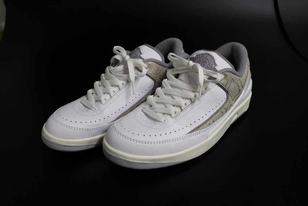 【8P3793】NIKE ナイキ AIR JORDAN 2 RETRO LOW エア ジョーダン 2 レトロ ロー スニーカー DV9956-100 28cm メンズシューズ 現状品拍卖