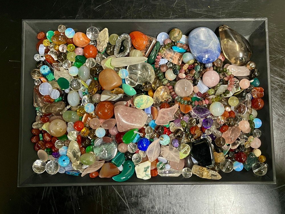 【6PA202】1円スタート 天然石 カラーストーン ローズクォーツ メノウ アメジスト 他 約1.4㎏ 大量まとめ ルース イミテーション 裸石拍卖