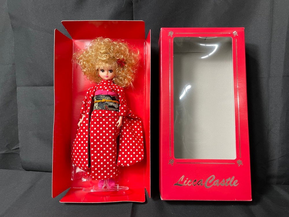 【6P3844】1円スタート Licca Castle リカちゃんキャッスル 和装 着物 箱付 フィギュア 着せ替え人形 ドール 趣味 コレクション 現状品拍卖