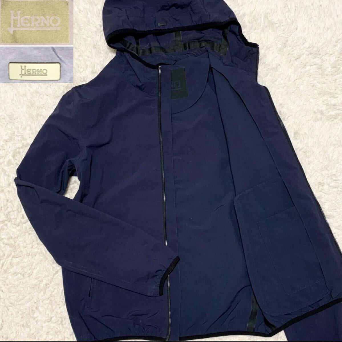 HERNO ヘルノ フーデッド ナイロンジャケット ロゴプレート ネイビー系 メンズ拍卖