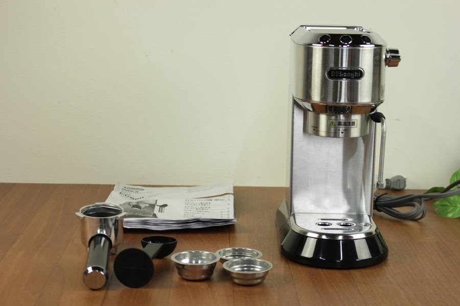 動作品!!【デロンギ EC680M】デディカ エスプレッソ カプチーノメーカー コーヒーメーカー ※欠品あり 管Z8723拍卖