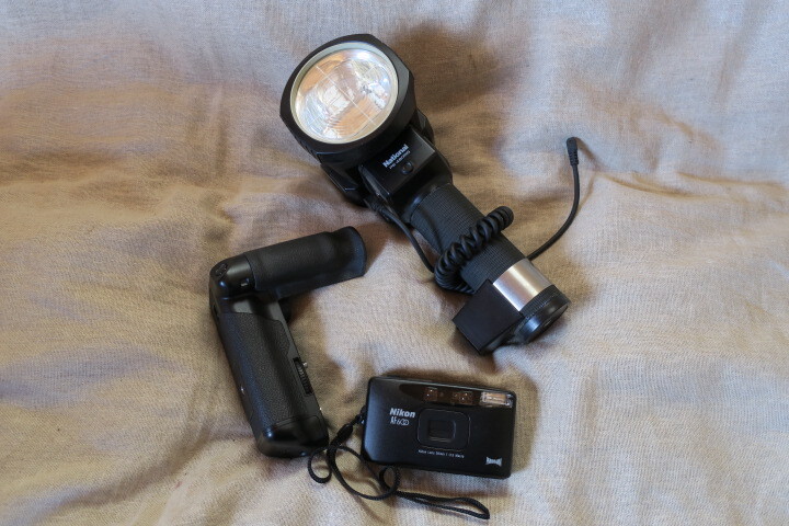 CANONドライブブースターE1/ナショナルカメラストロボ PEー480SG/ニコンカメラ AF600拍卖