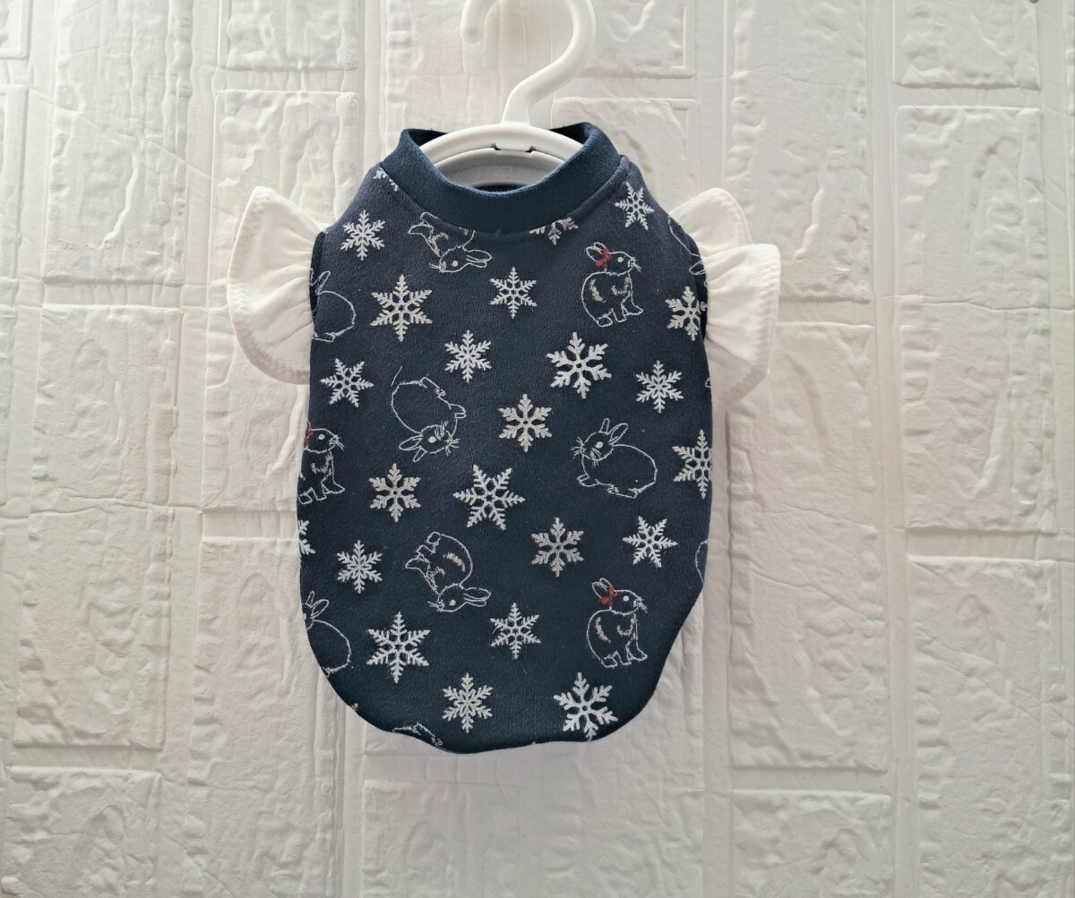 胴32 ハンドメイド 雪うさぎ柄トレーナー フリル袖拍卖