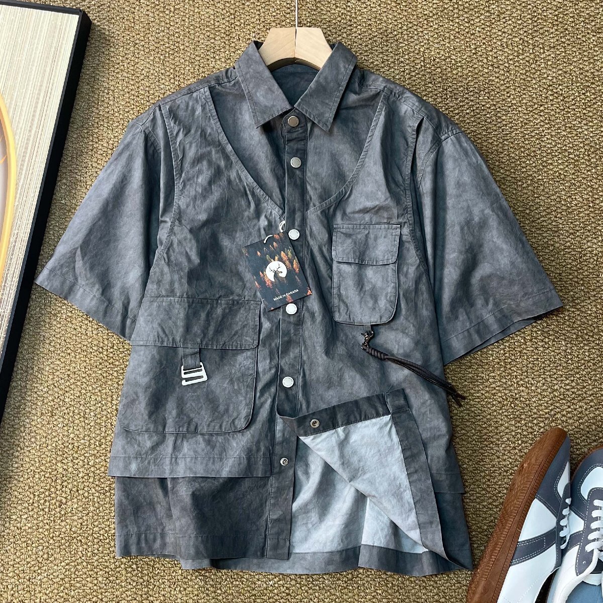 半袖 シャツ カナダ製造 コットン100% 速乾 通気 ソフト レイヤード風 折り襟 カーゴ 個性 カジュアル トップス お出掛け 街着 夏 SIZE:L拍卖