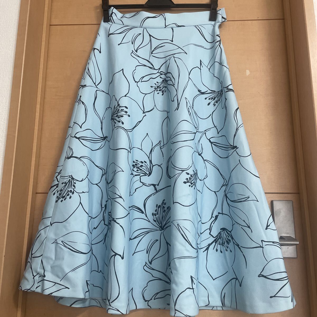 ストロベリーフィールズの 大人可愛い スカート拍卖