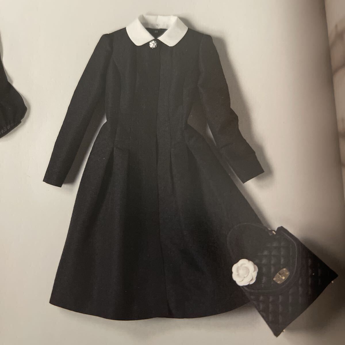 【美品】エムズグレイシー カタログ掲載 ジャガード/格子・小花柄/白衿/フラワーモチーフボタン/ワンピース 黒 38拍卖