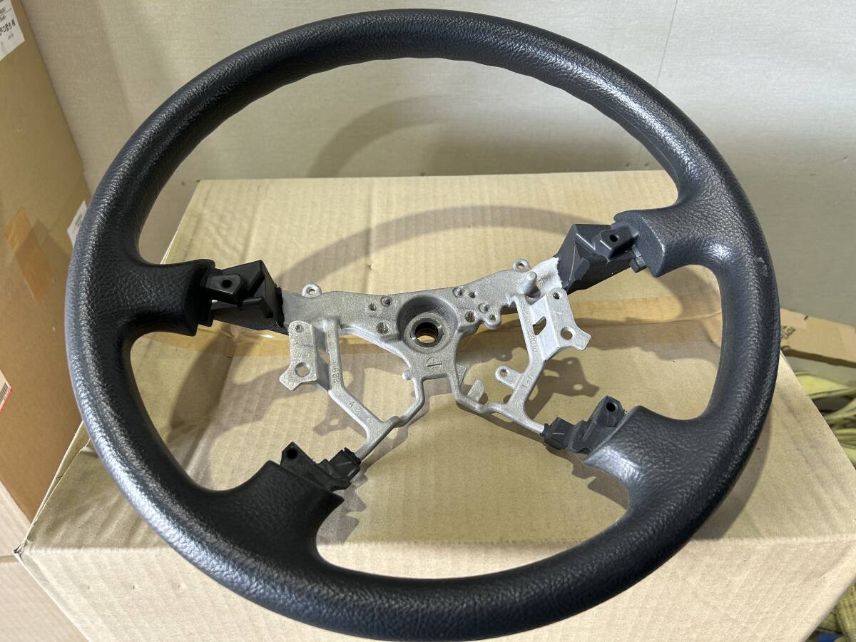 ◆P302-9◆美品◆200系◆ハイエ-ス◆純正ステアリング◆ハンドル◆45103-58010◆中古品◆拍卖