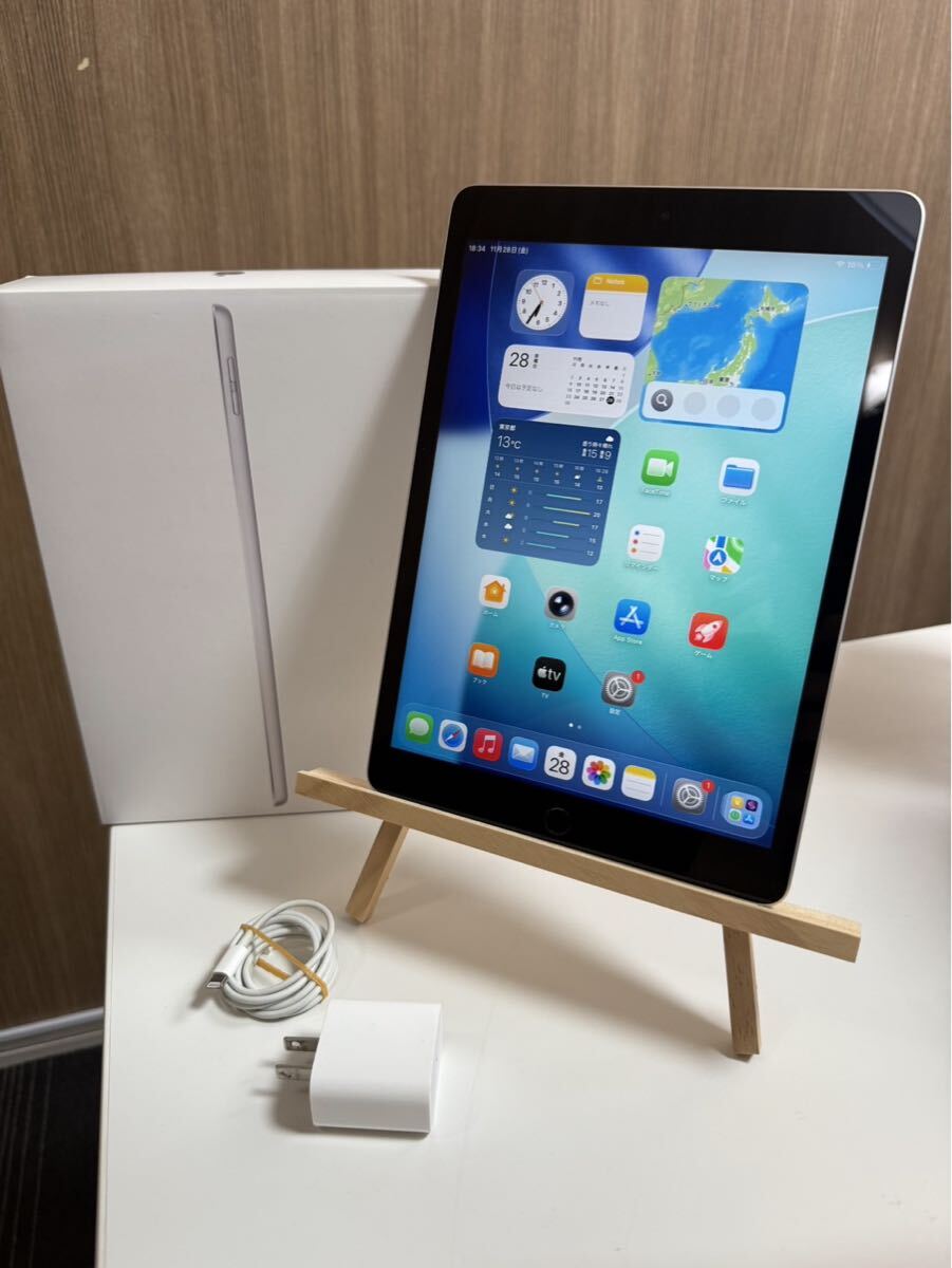 ◆No.251128Q◆ ③ 美品 Apple iPad アイパッド A2602 第9世代 Wi-Fi 64GB シルバー 初期化済み 箱付き 充電ケーブル ACアダプタ 付属品有拍卖