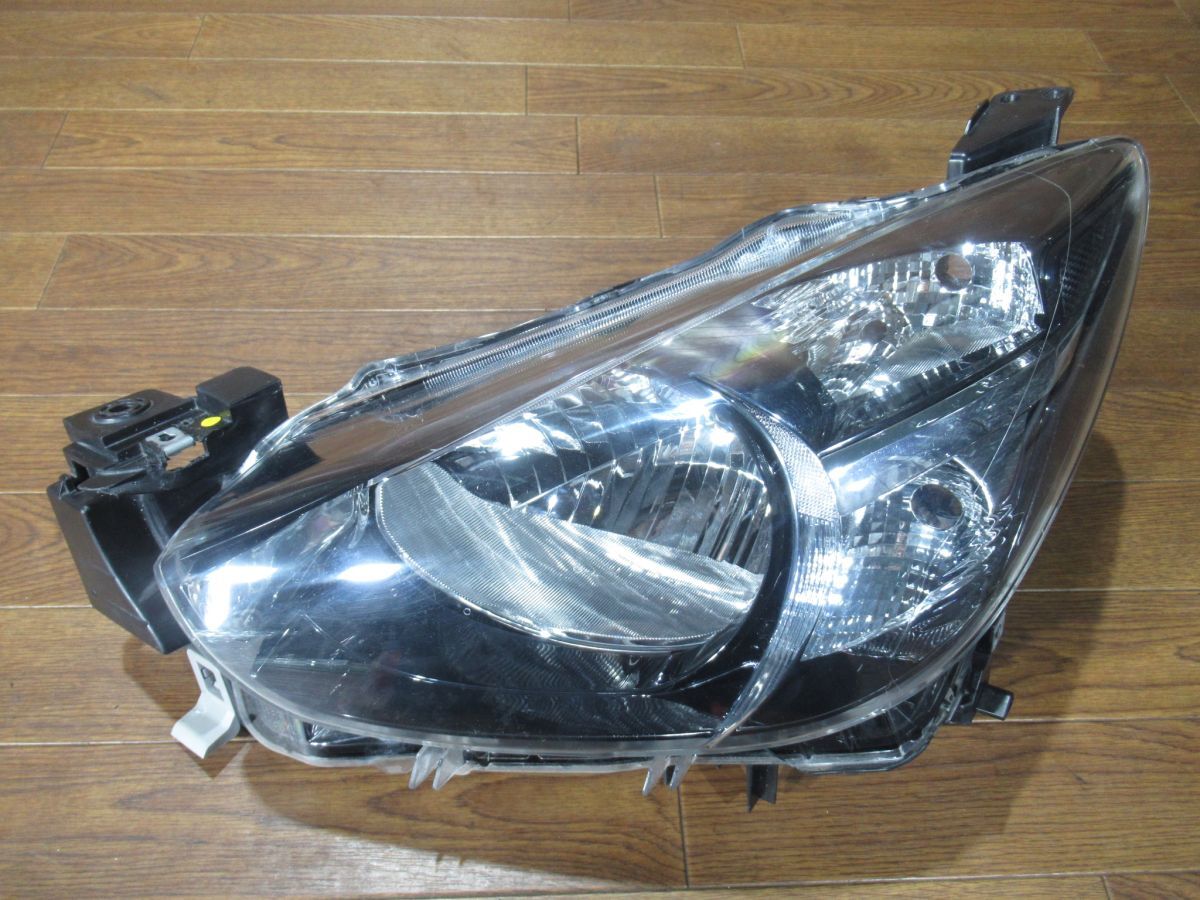 マツダDJデミオ純正 ハロゲン ヘッドライト ヘッドランプ 左 コイトKOITO 100-18368 / D09K-51040拍卖